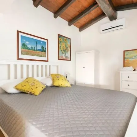 Babajola - 500m From The Beach